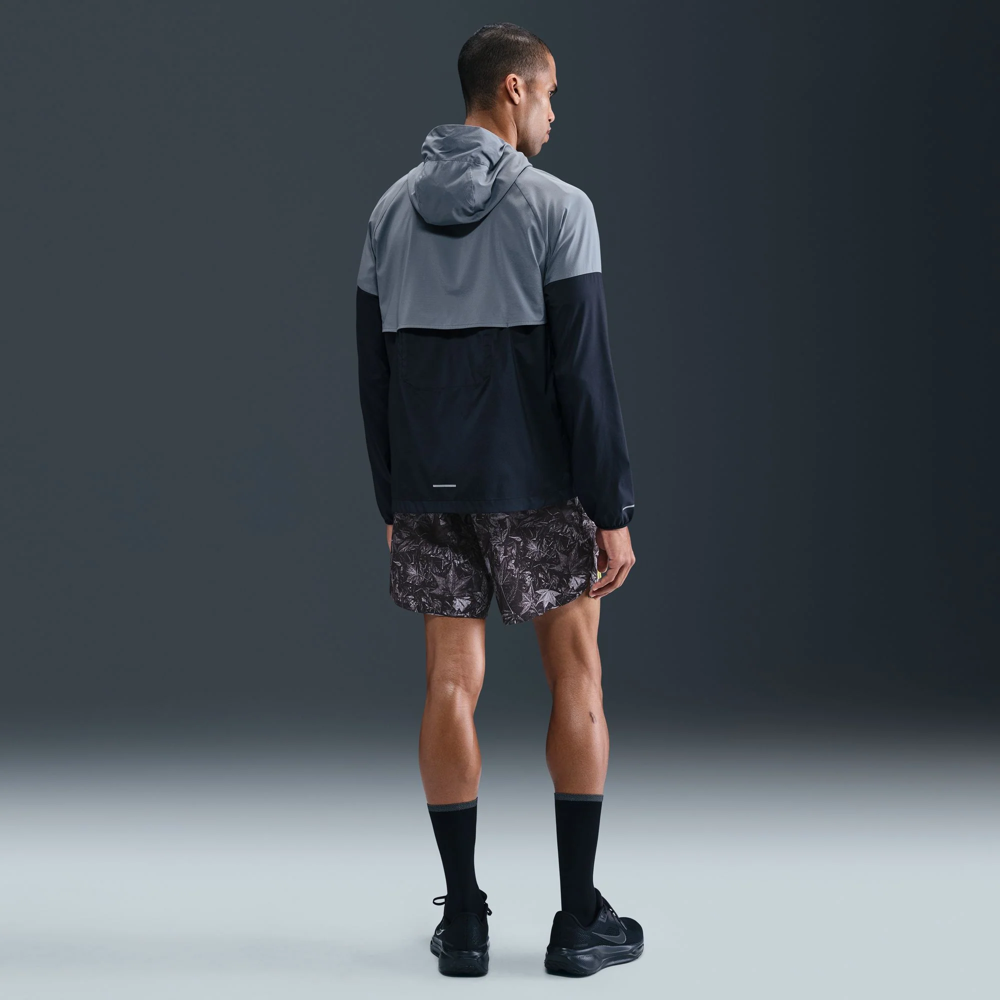 Men's Dri-FIT 7" Brief-Lined Printed Running Shorts (010 - Black/White/Reflective Silver) - Image 10