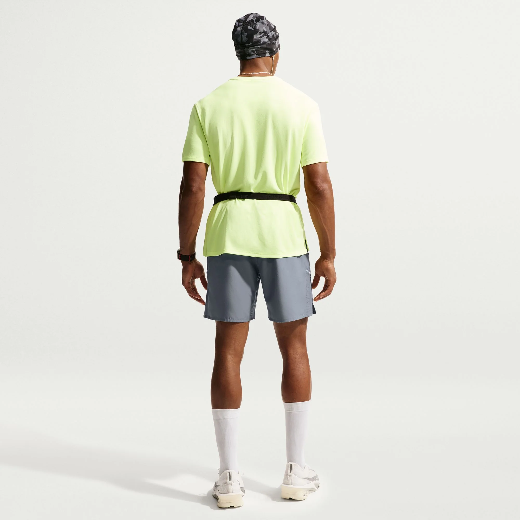 Men's Miler Dri-FIT 2-in-1 7" Running Shorts (084 - Smoke Grey/Smoke Grey/Reflective Silver) - Image 4