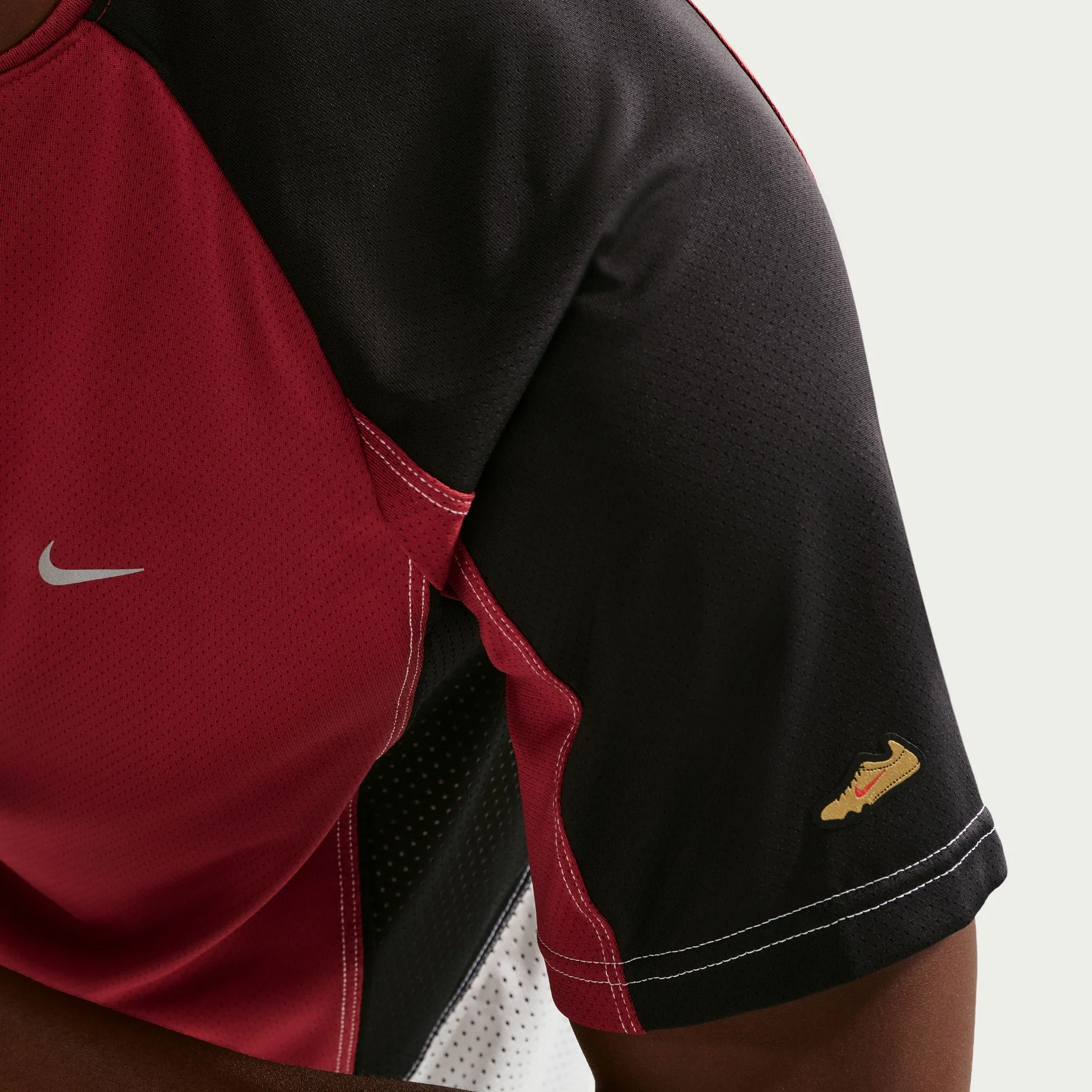 Men's Retro Dri-Fit Short-Sleeve Running Top (613 - Team Crimson/Black/Reflective Silver) - Image 6
