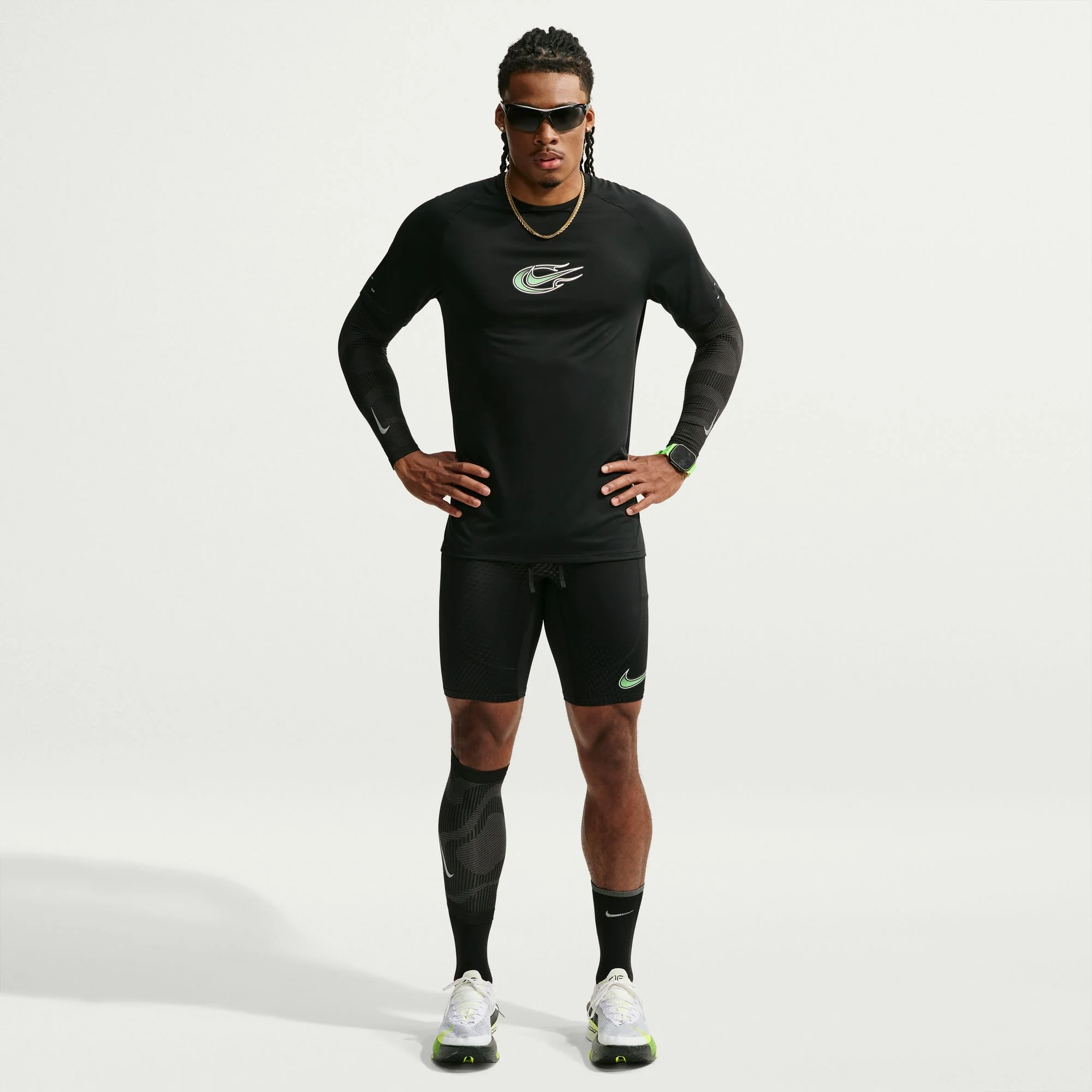 Men's Stride Dri-FIT 1/2-Length Running Tights (010 - Black/Illusion Green/Reflective Silver) - Image 2