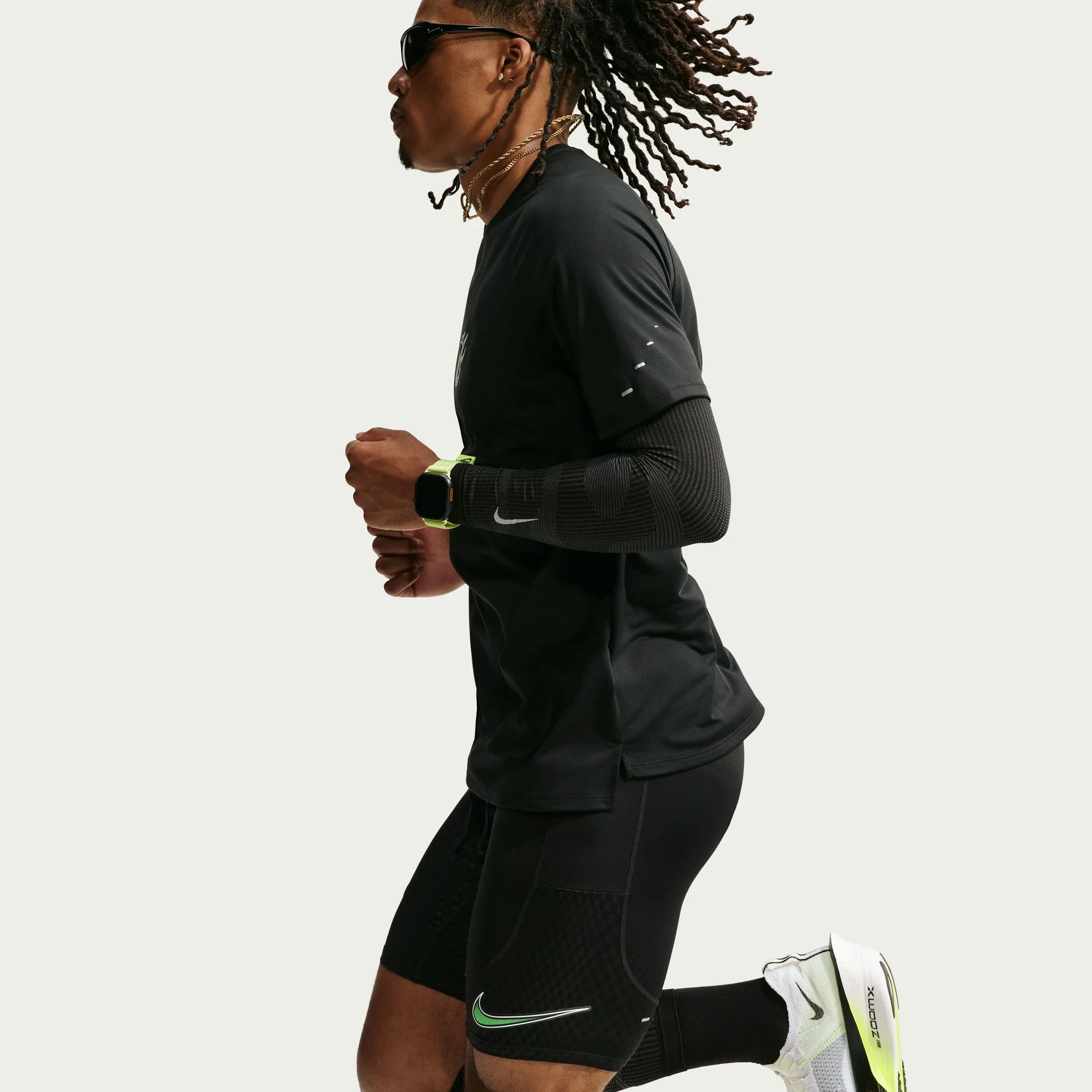 Men's Stride Dri-FIT 1/2-Length Running Tights (010 - Black/Illusion Green/Reflective Silver) - Image 5
