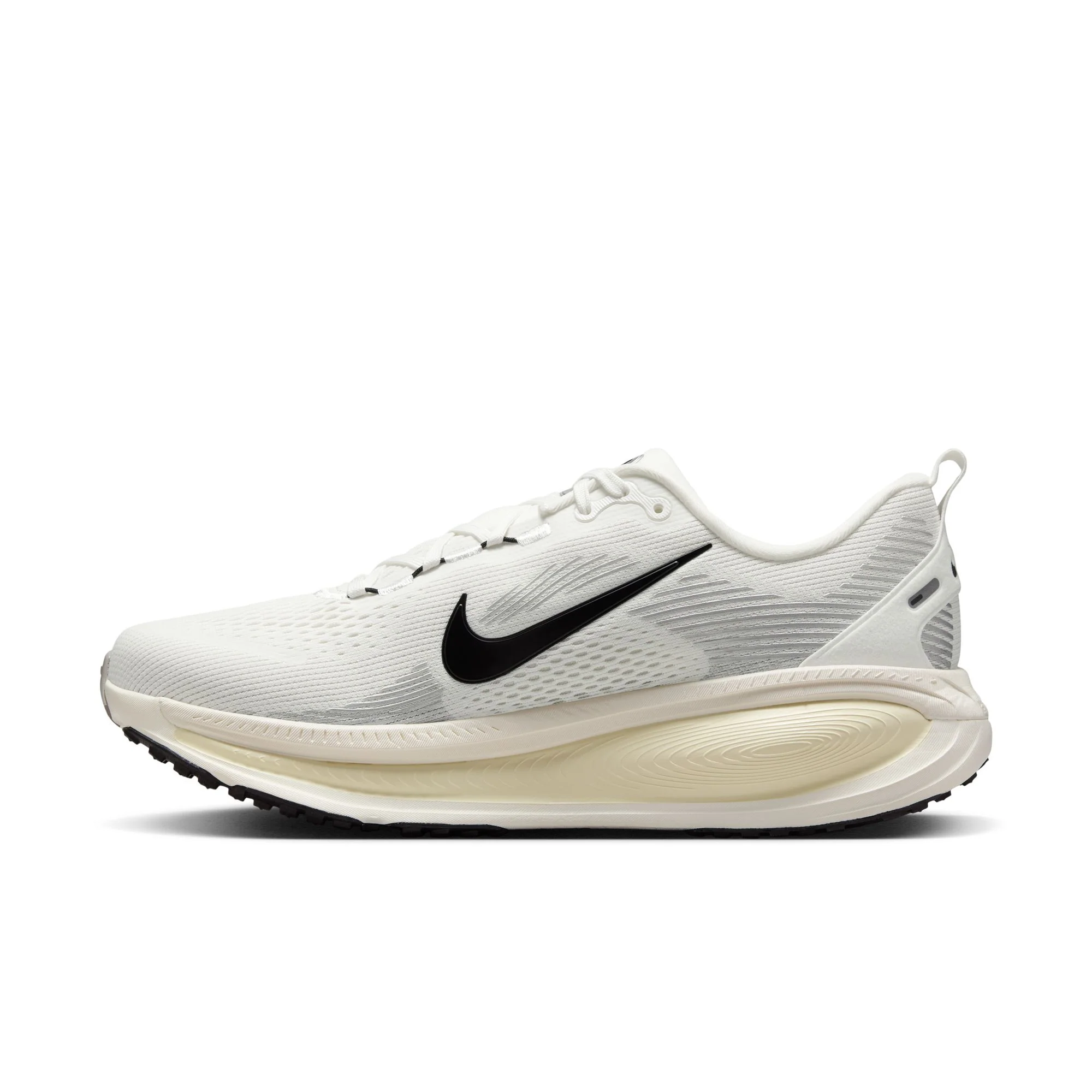 Men's Vomero 18 (101 - Summit White/Black-Coconut Milk) - Image 2