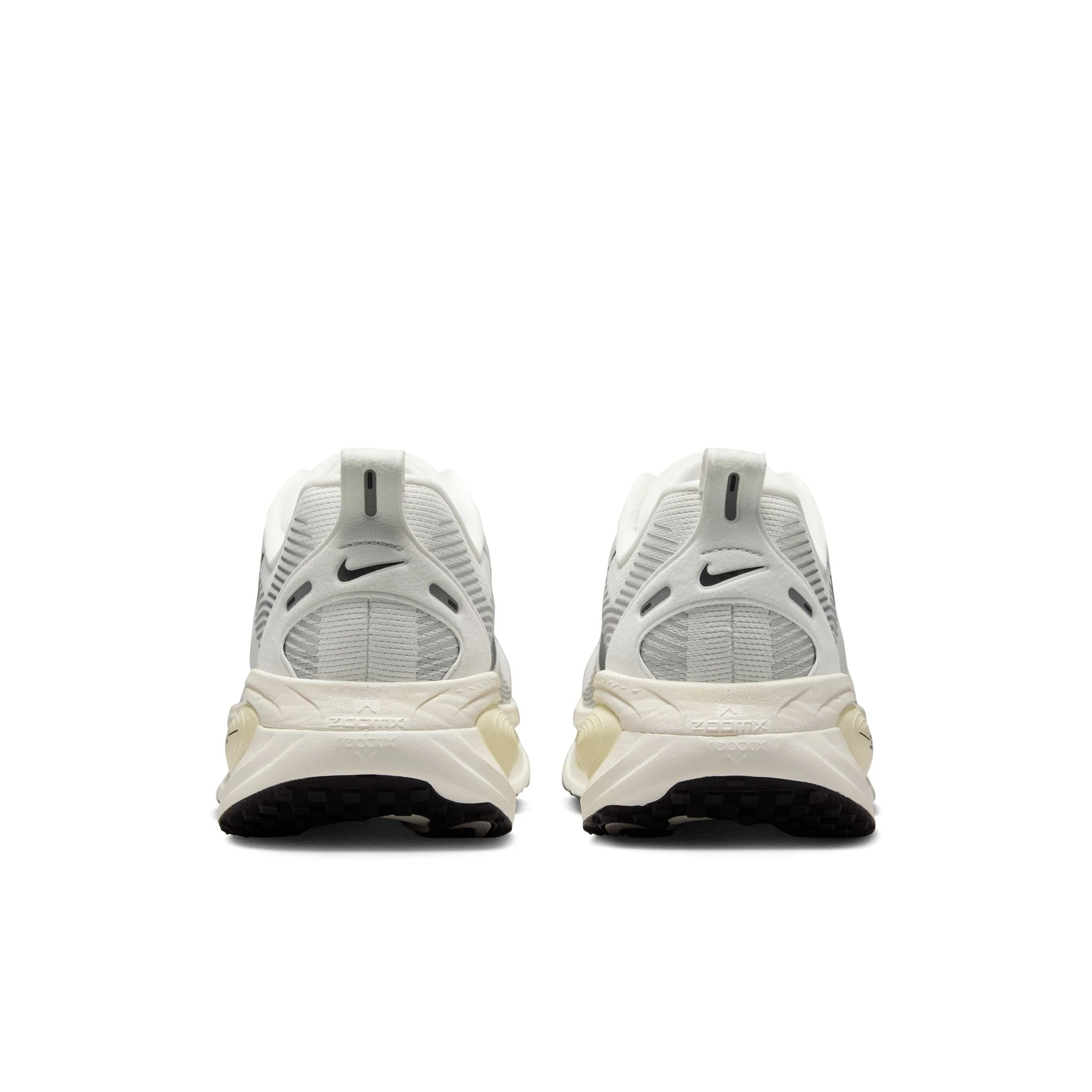 Men's Vomero 18 (101 - Summit White/Black-Coconut Milk) - Image 6