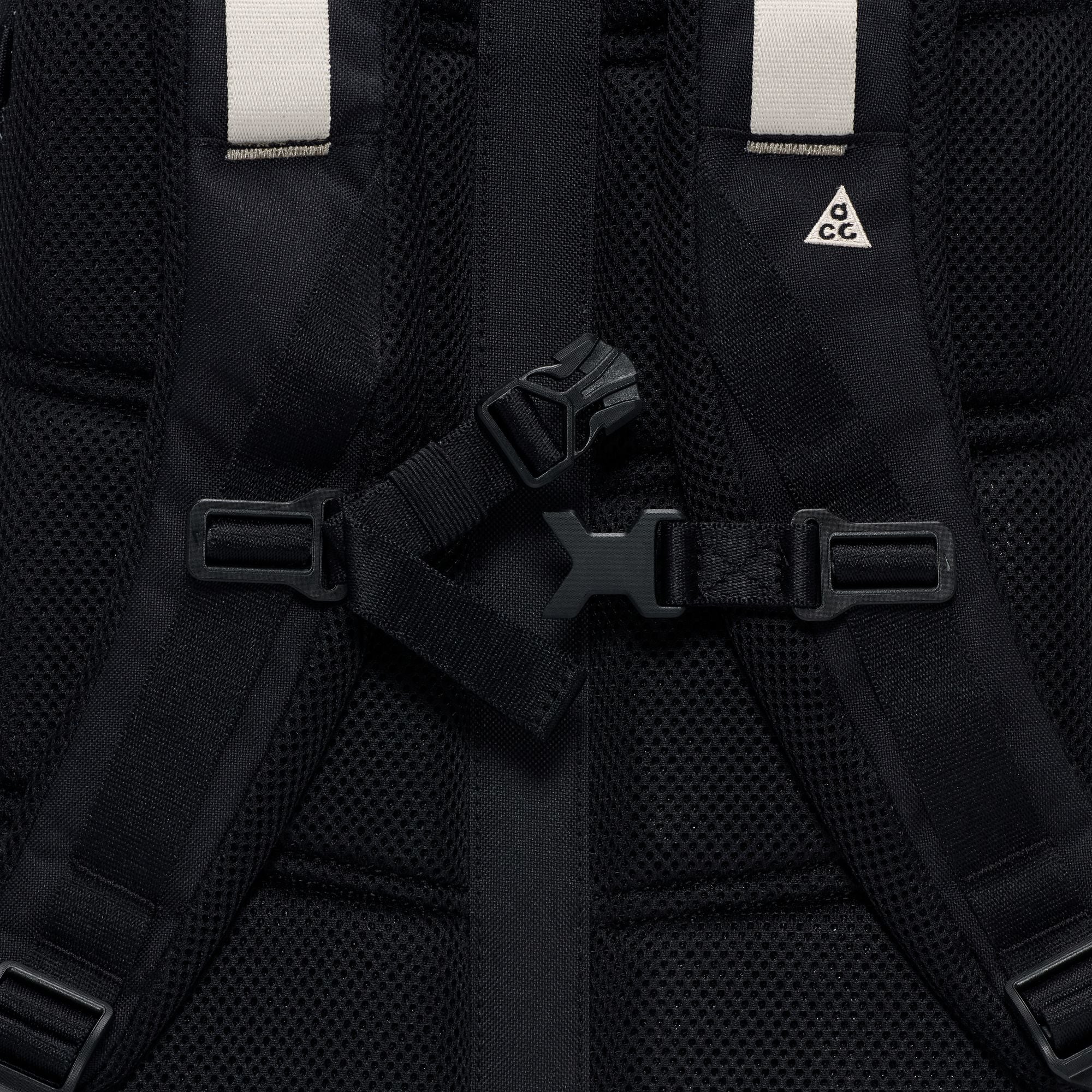 Nike ACG "DAYMAX" Backpack (25L) (010 - Black/College Grey/College Grey) - Image 15