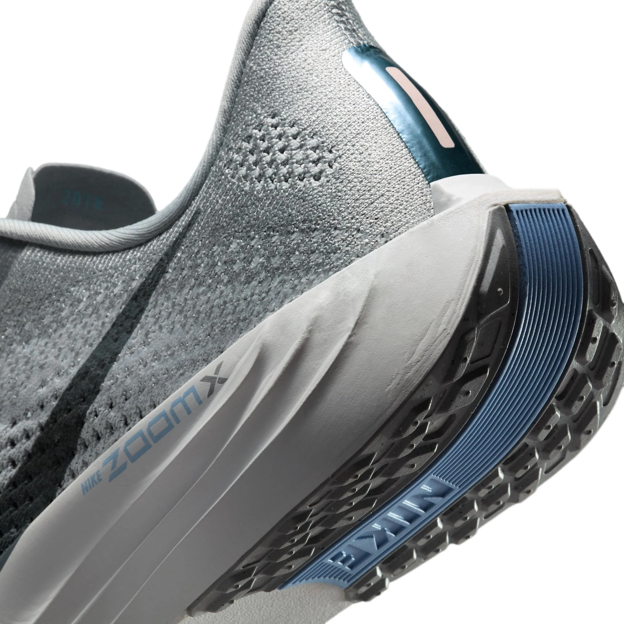 Women’s Pegasus Plus (004 - Photon Dust/Cool Grey-Summit White) - Image 5
