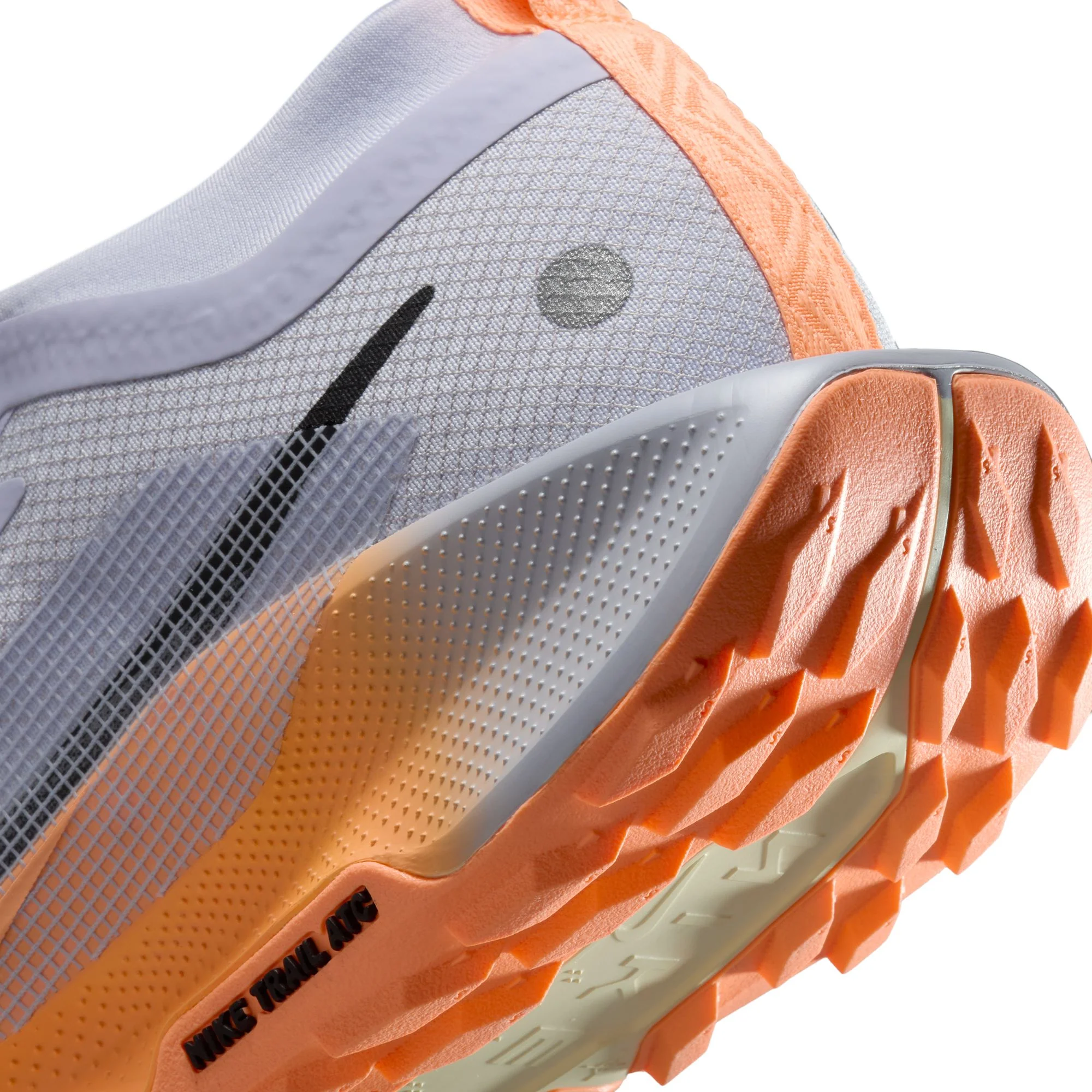 Women’s React Pegasus Trail 5 GORE-TEX (011 - Ghost/Black-Malt-Orange Pulse) - Image 6