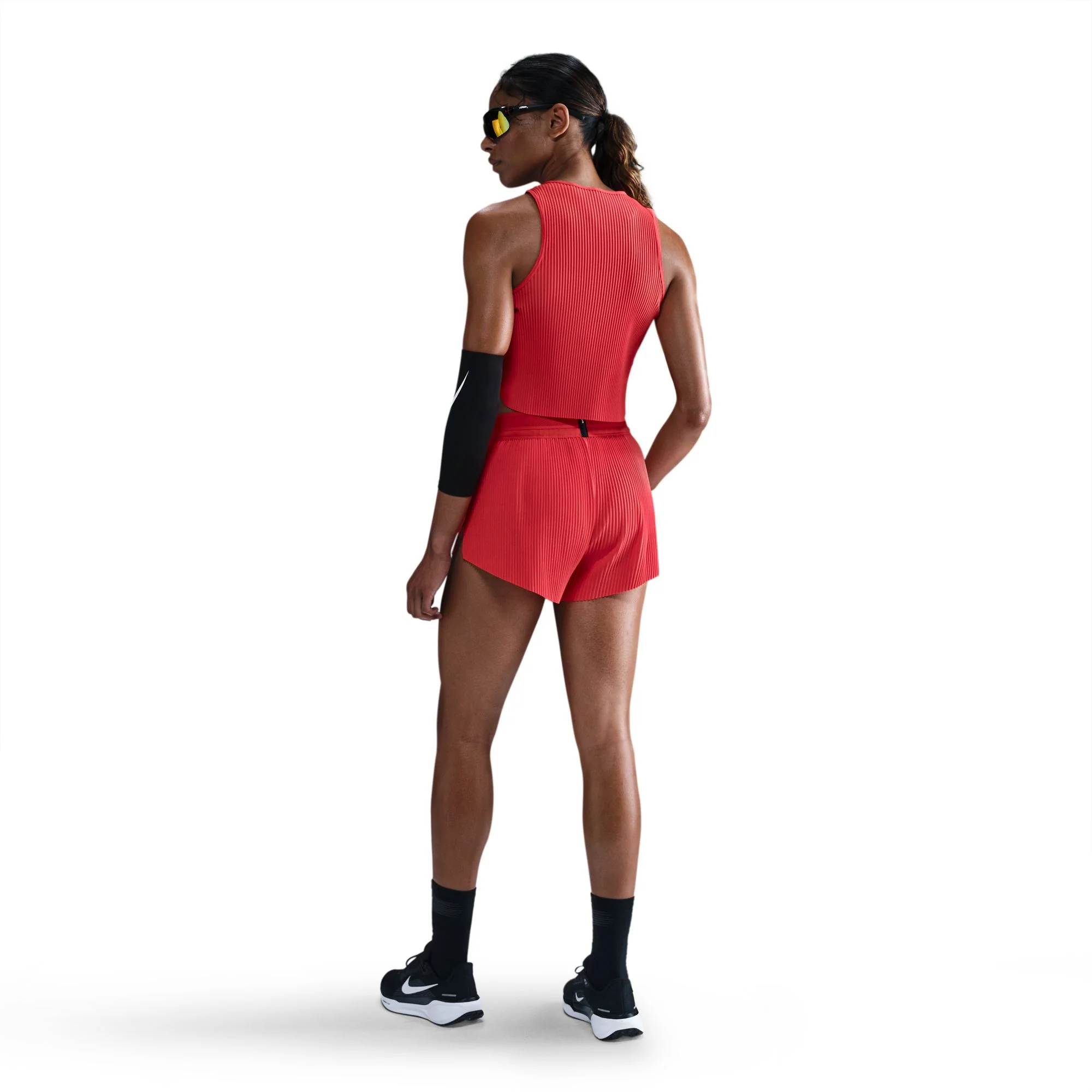 Women's AeroSwift Women's Dri-FIT ADV Cropped Running Tank Top (696 - LT Crimson/Black) - Image 2