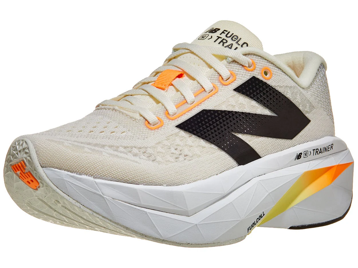 Women's FuelCell SuperComp Trainer v3 (CA - Angora/Hot Mango/Black) - Image 2