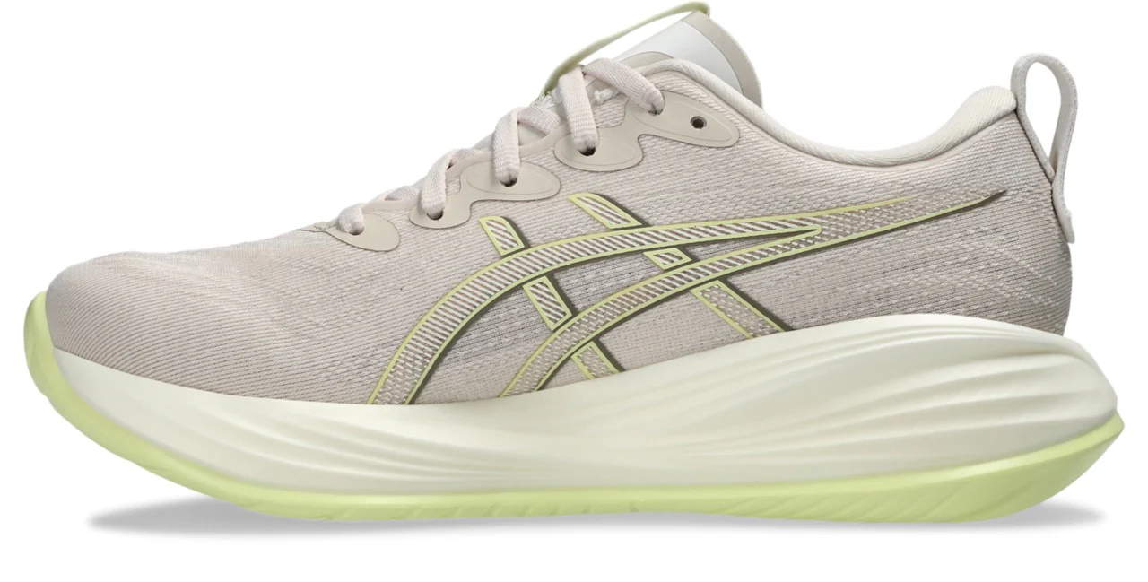 Women's GEL-Cumulus 27 WIDE (250 - Mineral Beige/Huddle Yellow) - Image 2