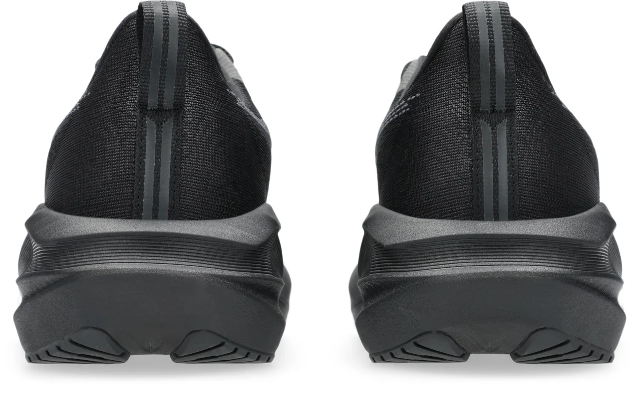 Women's Novablast 5 (002 - Black/Carrier Grey) - Image 5