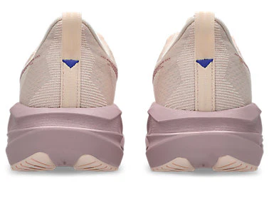 Women's Novablast 5 (702 - Pearl Pink/Morganite) - Image 5