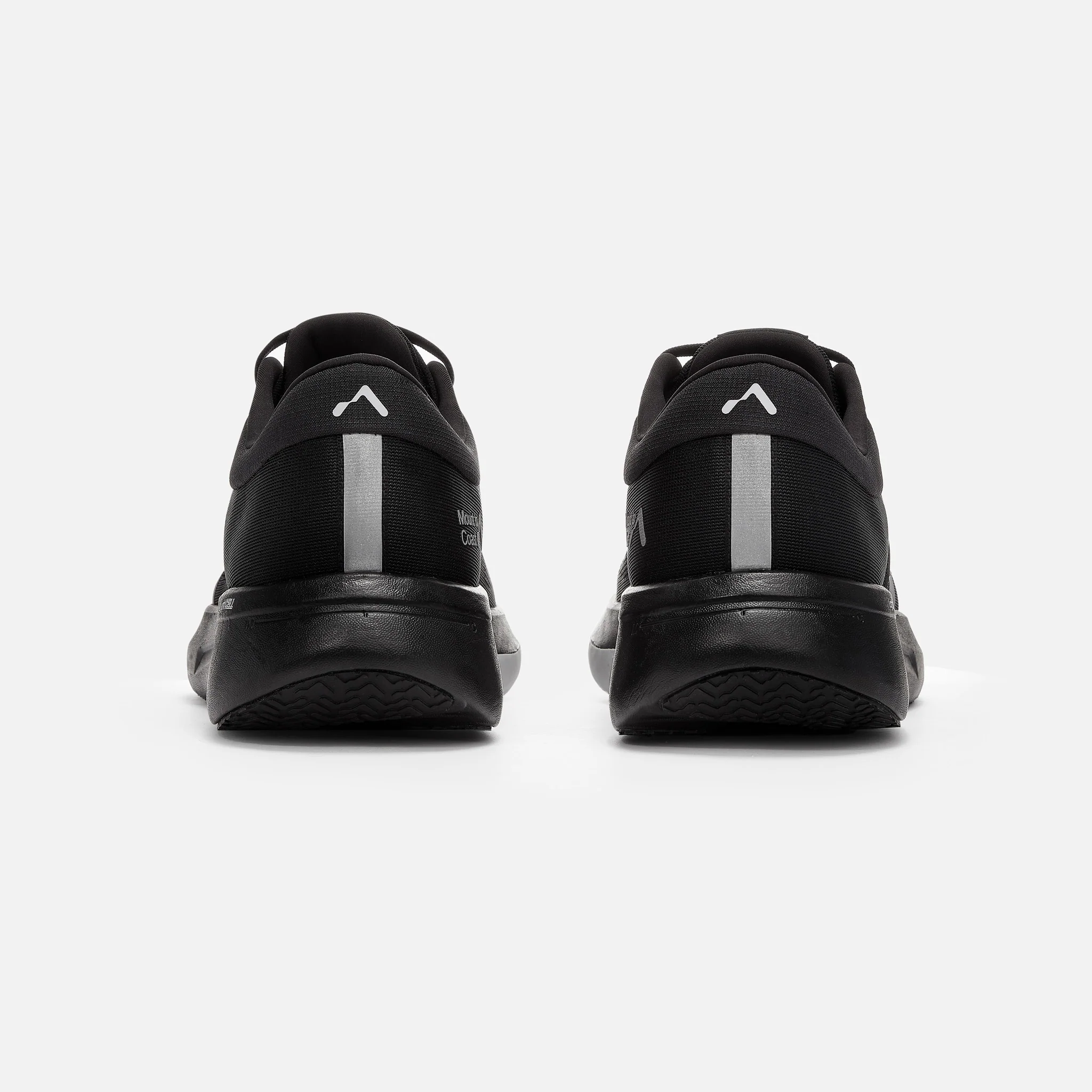 Women's R1 (Black) - Image 9