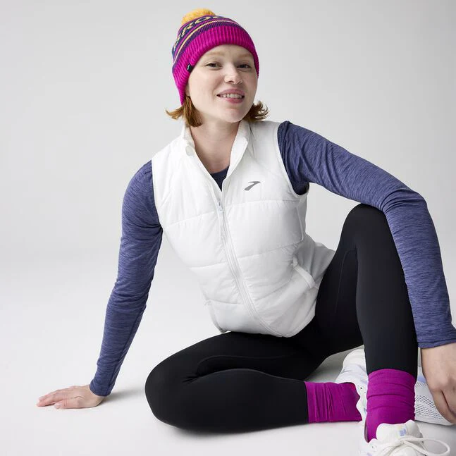 Women's Shield Hybrid Vest 3.0 (100 - White) - Image 3