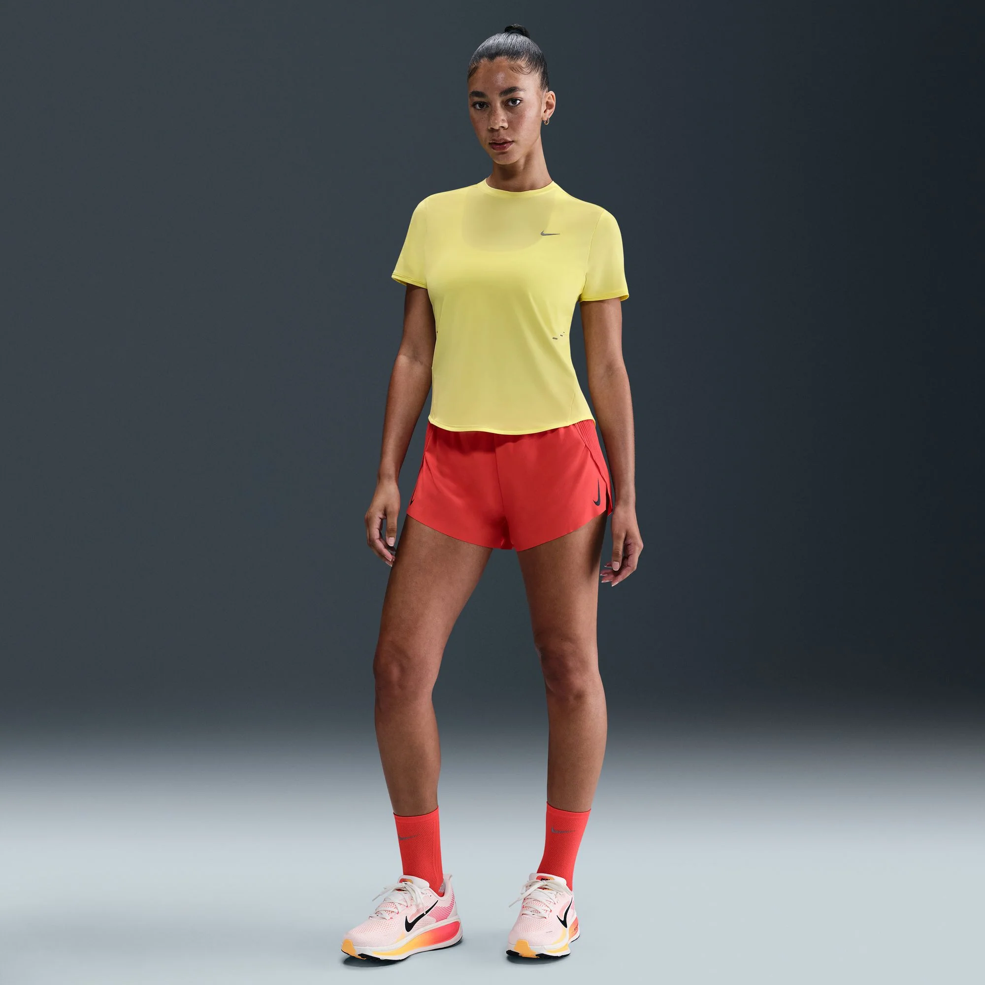 Women's Swift Dri-FIT Short-Sleeve Running Top (712 - Light Zitron/Reflective Silver) - Image 7