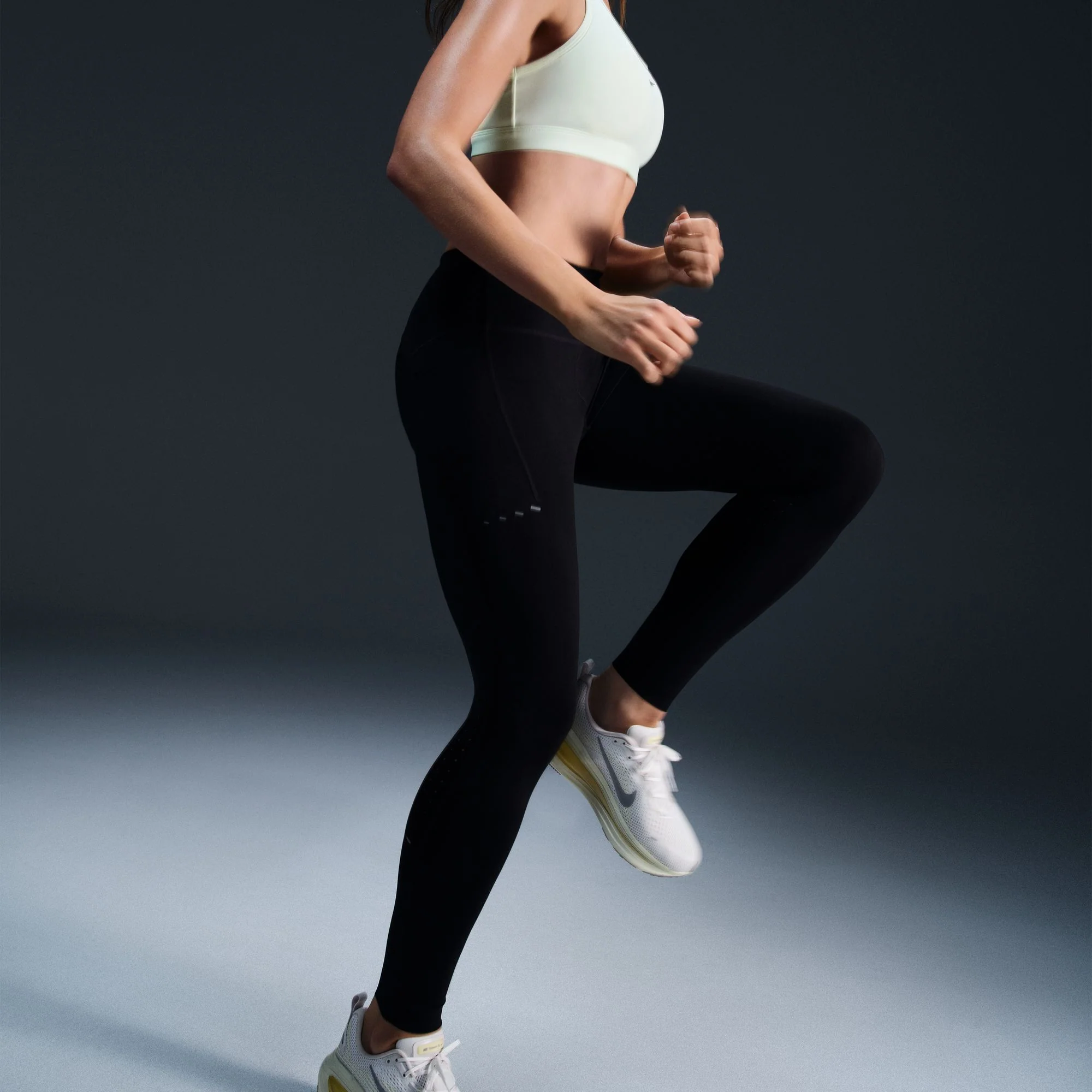 Women's Swift High-Waisted 7/8 Running Leggings with Pockets (010 - Black/Reflective Silver) - Image 3