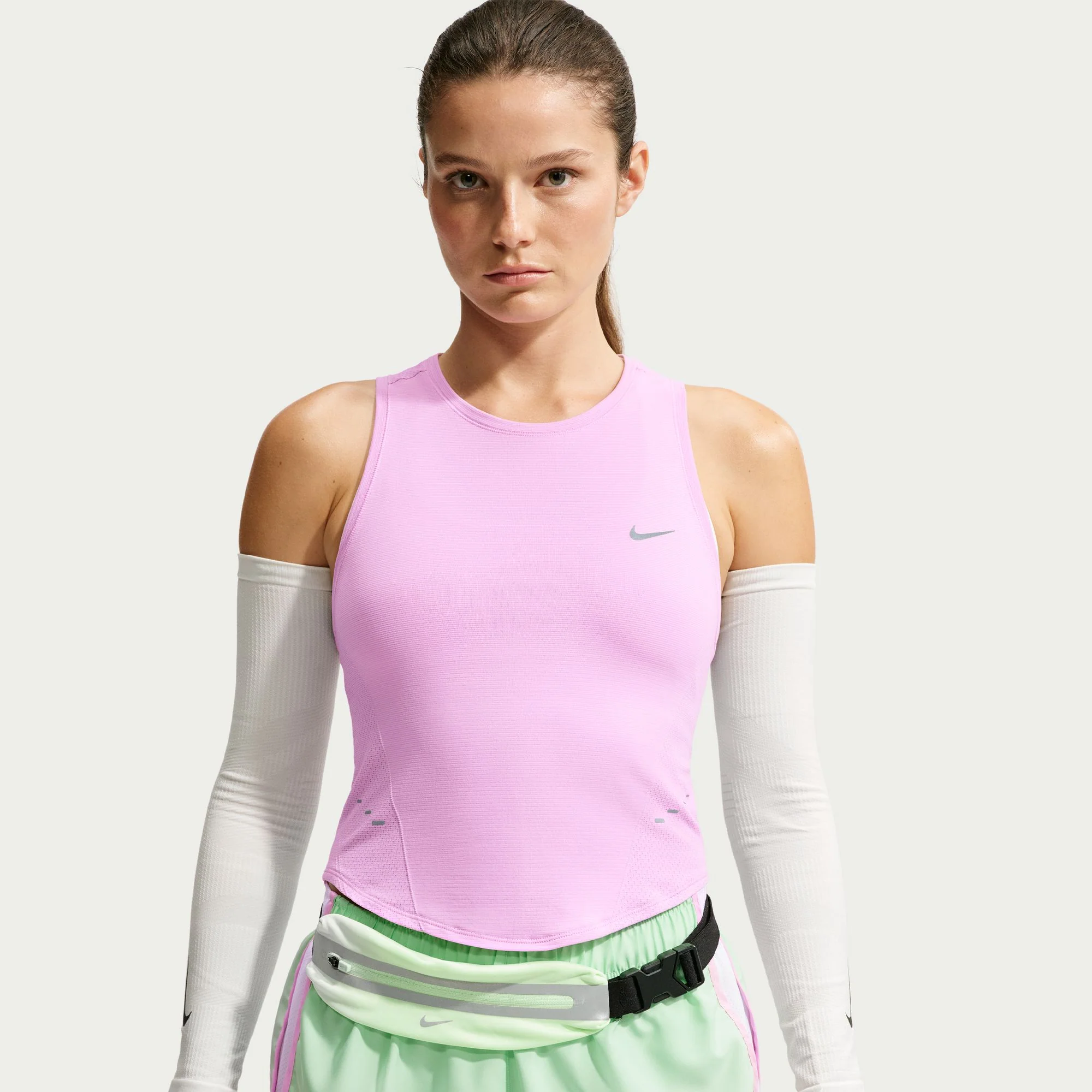 Women's Swift Women's Dri-FIT Seamless Cropped Running Tank Top (621 - Pink Rise/Cool Grey/Reflective Silver)